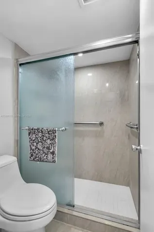 3731 N Country Club Drive Aventura FL 33180