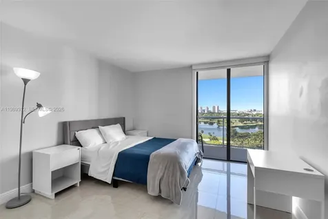 3731 N Country Club Drive Aventura FL 33180