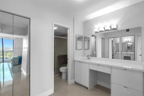 3731 N Country Club Drive Aventura FL 33180