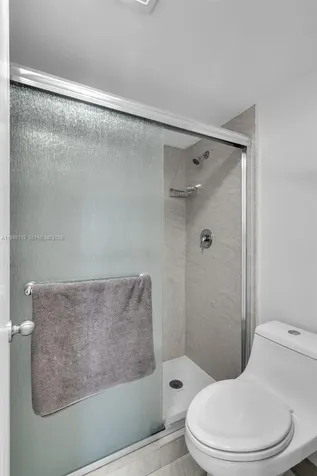 3731 N Country Club Drive Aventura FL 33180