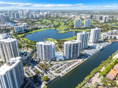 3731 N Country Club Drive Aventura FL 33180