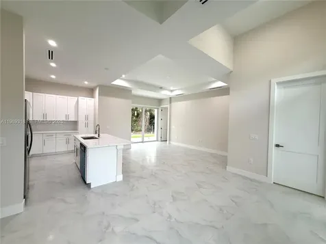 3442 66th Avenue NE Naples FL 34120