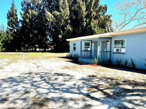 1308 N 21st Street Fort Pierce FL 34950