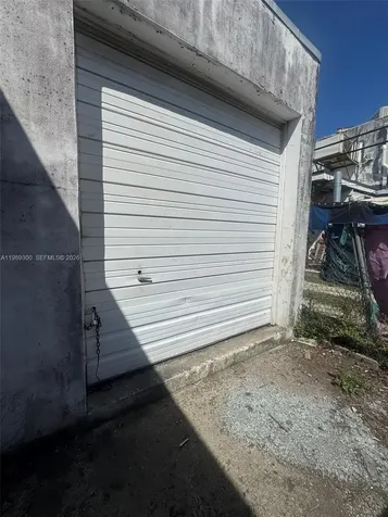 211 W 22nd Street Hialeah FL 33010