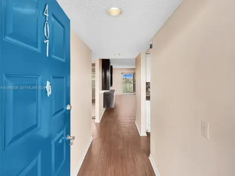800 SW 125th Way Pembroke Pines FL 33027