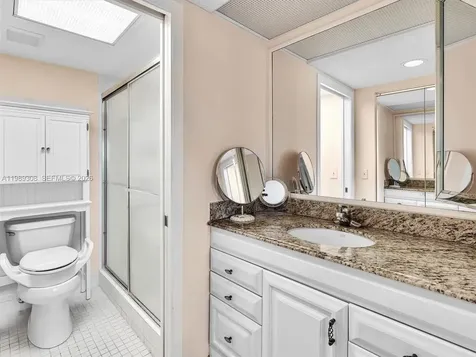 800 SW 125th Way Pembroke Pines FL 33027