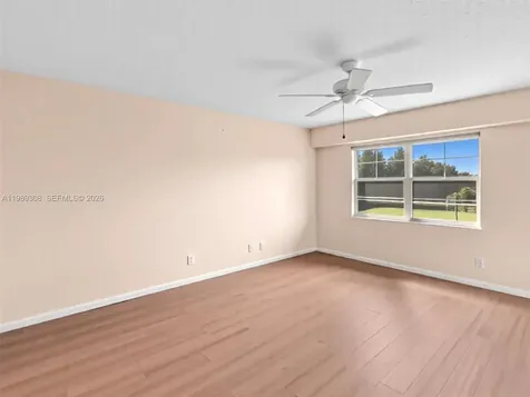 800 SW 125th Way Pembroke Pines FL 33027