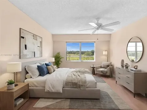 800 SW 125th Way Pembroke Pines FL 33027