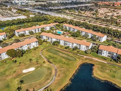 800 SW 125th Way Pembroke Pines FL 33027