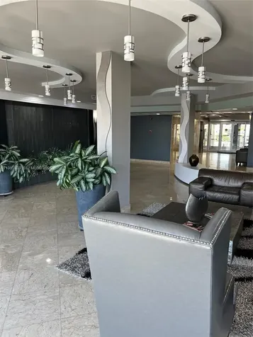 1500 S Ocean Drive Hollywood FL 33019