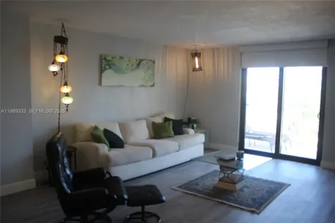 1500 S Ocean Drive Hollywood FL 33019