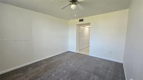 9480 Tangerine Place Davie FL 33324