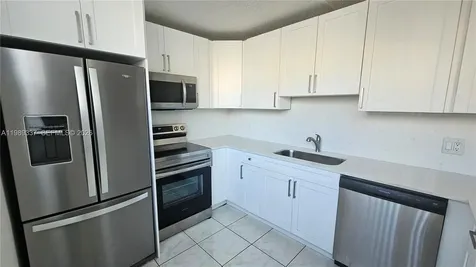9480 Tangerine Place Davie FL 33324
