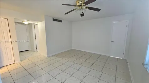 9480 Tangerine Place Davie FL 33324