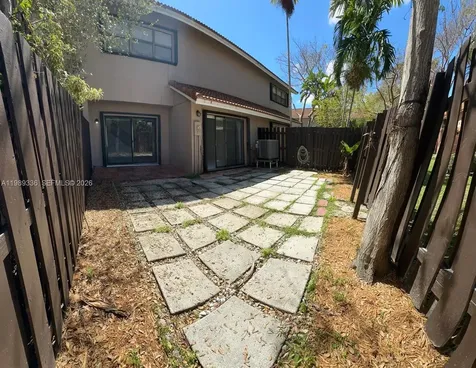 9102 SW 113th Place Circle E Miami FL 33176