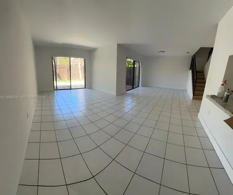 9102 SW 113th Place Circle E Miami FL 33176