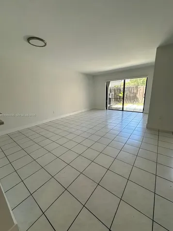 9102 SW 113th Place Circle E Miami FL 33176