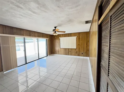 10650 NW 19th Street Pembroke Pines FL 33026