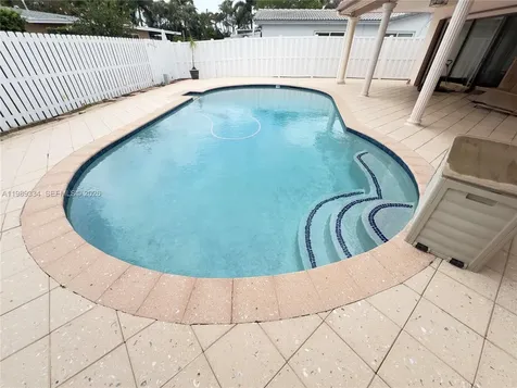 10650 NW 19th Street Pembroke Pines FL 33026
