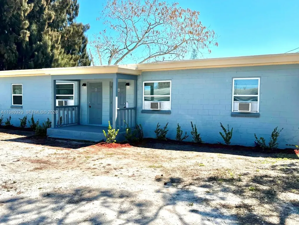 1308 N 21st Street Fort Pierce FL 34950