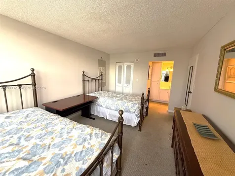 17011 N Bay Road Sunny Isles Beach FL 33160