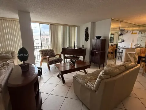 17011 N Bay Road Sunny Isles Beach FL 33160