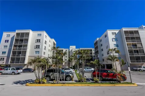 2821 N Miami Beach Boulevard North Miami Beach FL 33160