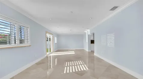 2900 SW 92nd Avenue Miami FL 33165