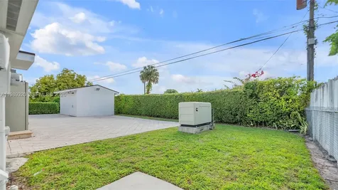 2900 SW 92nd Avenue Miami FL 33165