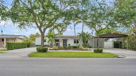 2900 SW 92nd Avenue Miami FL 33165