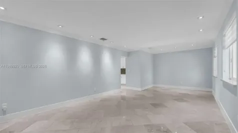2900 SW 92nd Avenue Miami FL 33165