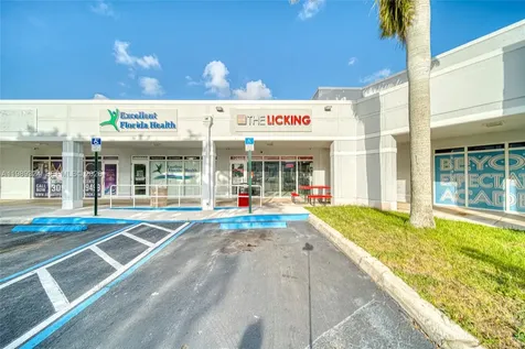Completely Remodeled Restaurant On 184th Street Off The Turnpike Cutler Bay FL 33157