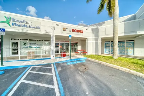 Completely Remodeled Restaurant On 184th Street Off The Turnpike Cutler Bay FL 33157