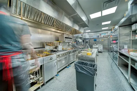 Completely Remodeled Restaurant On 184th Street Off The Turnpike Cutler Bay FL 33157