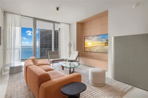 300 Biscayne Boulevard Way Miami FL 33131