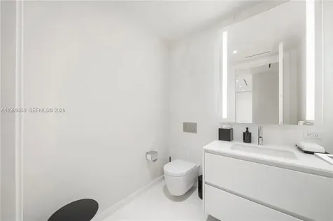 300 Biscayne Boulevard Way Miami FL 33131