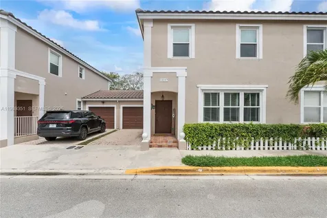 10557 NW 57th Court Coral Springs FL 33076