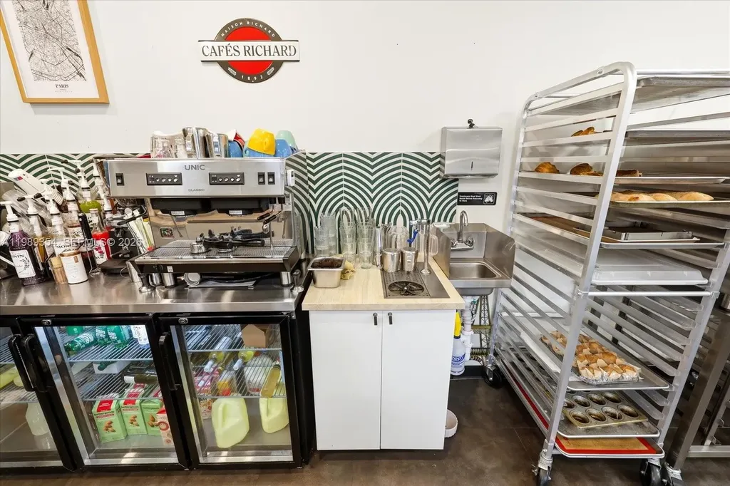 777 N Ashley Drive Tampa, Flsuite D-2 Other City - In The State Of Florida FL 33602