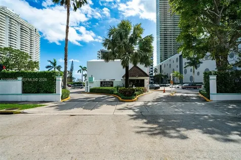3301 NE 5th Avenue Miami FL 33137