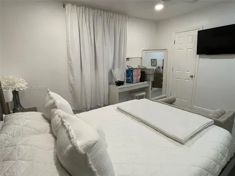 4909 NW 52nd Court Tamarac FL 33319
