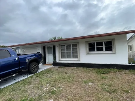 4909 NW 52nd Court Tamarac FL 33319