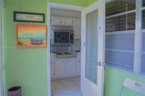 5300 Washington Street Hollywood FL 33021