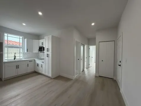 2425 SW 6th Street Miami FL 33135