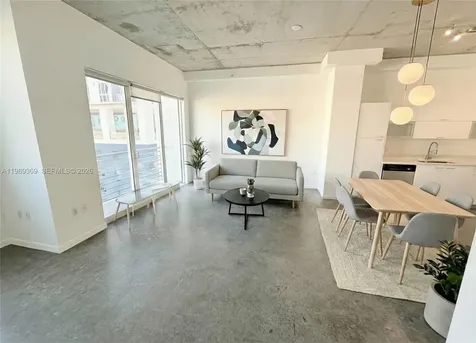 133 NE 2nd Avenue Miami FL 33132