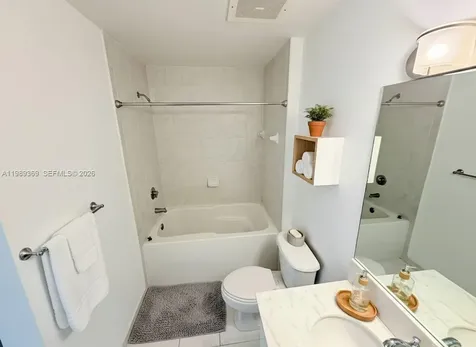 133 NE 2nd Avenue Miami FL 33132
