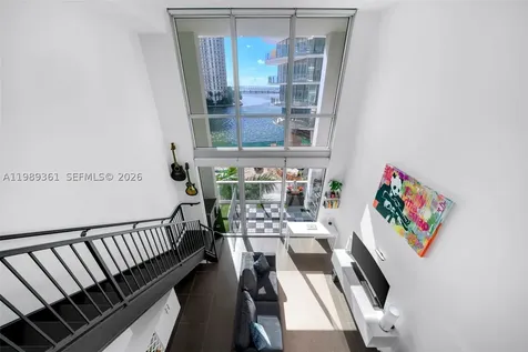 300 S Biscayne Boulevard Miami FL 33131
