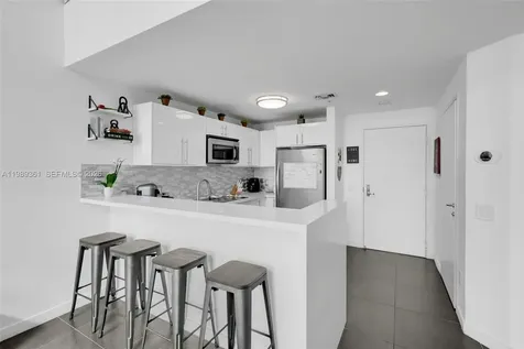 300 S Biscayne Boulevard Miami FL 33131