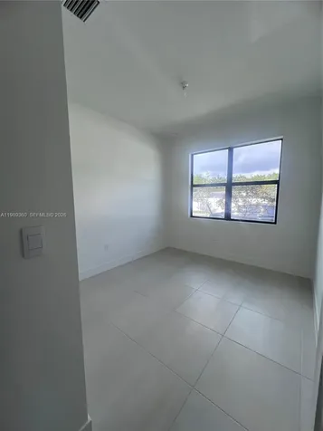 4784 SW 72nd Terrace Davie FL 33314
