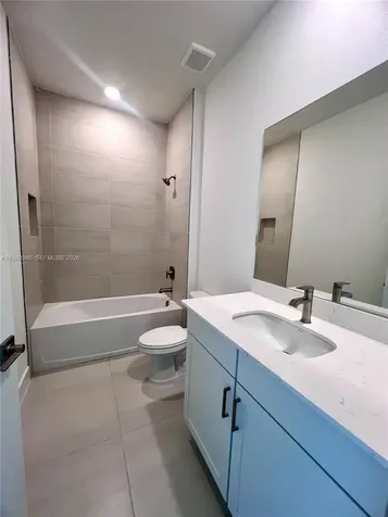 4784 SW 72nd Terrace Davie FL 33314