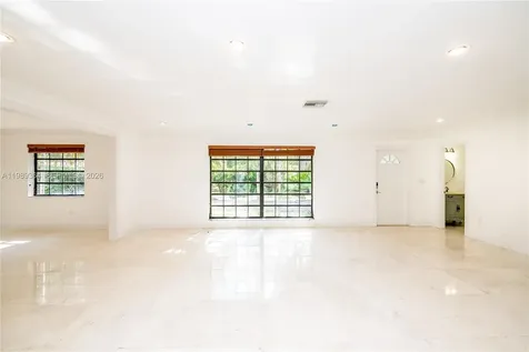 4160 Bay Point Road Miami FL 33137